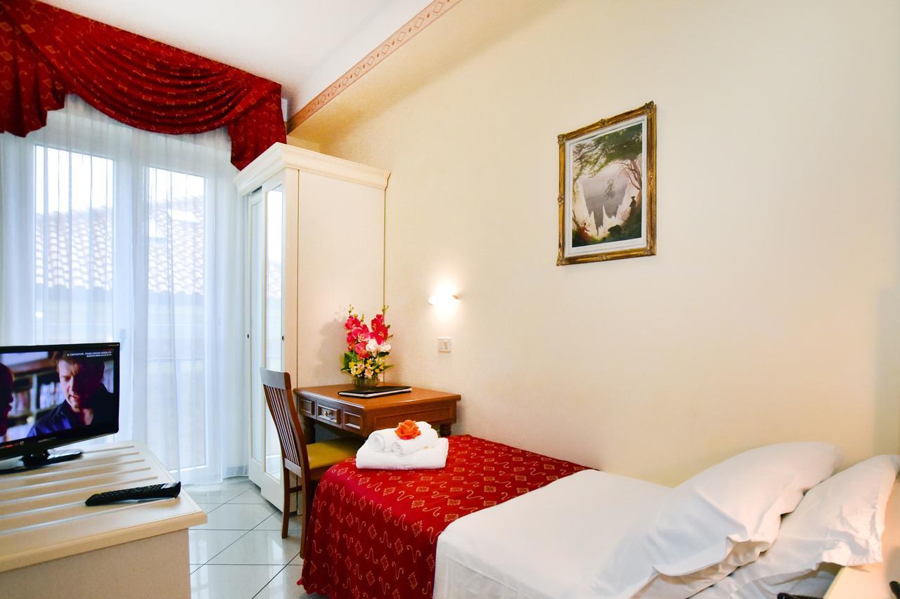 גביצ'ה מארה Hotel Nord Est מראה חיצוני תמונה